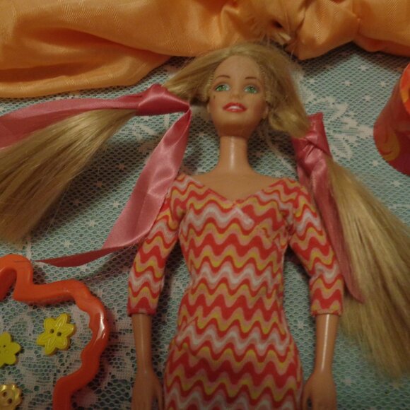 ORANGE CANDY RETRO BARBIE BUTTONS COOKIE CUTTERS SCARF ETC. LOT - Picture 10 of 14